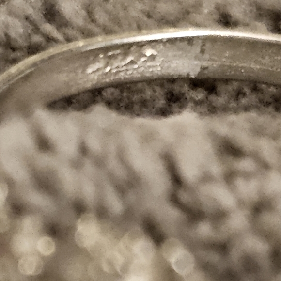 Delicate Silver Ring - Picture 6 of 7